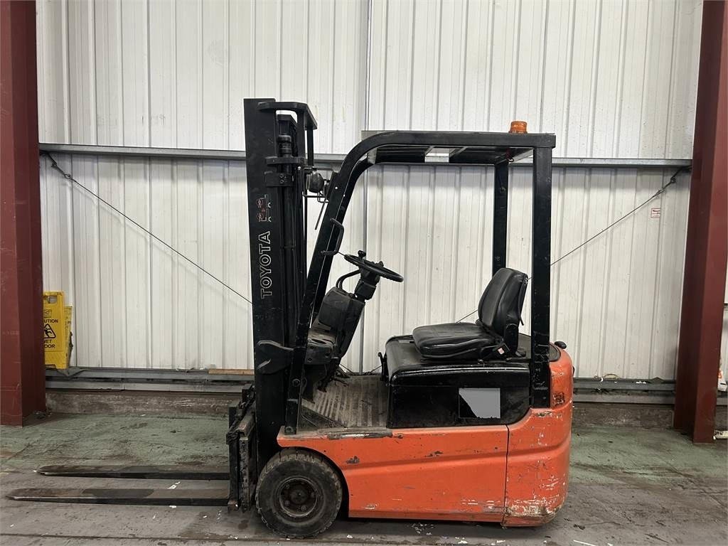 Toyota FBESF15 - Carrello elevatore elettrico: foto 1 Toyota FBESF15 - Carrello elevatore elettrico: foto 1
