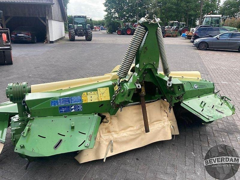 Krone Easy Cut B 1000 CV - EC F 320 CV - Falciatrice: foto 4 Krone Easy Cut B 1000 CV - EC F 320 CV - Falciatrice: foto 4