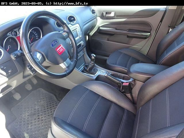Ford Focus Turnier 1.6 TDCI - Furgone chiuso: foto 4 Ford Focus Turnier 1.6 TDCI - Furgone chiuso: foto 4
