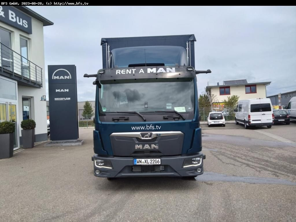 MAN TGL (TG3) 12.250 4x2 BL CH Plane und Spiegel, LB - Camion centinato: foto 2 MAN TGL (TG3) 12.250 4x2 BL CH Plane und Spiegel, LB - Camion centinato: foto 2