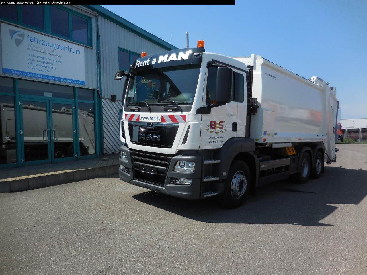 MAN TGS 28.320 6x2-4 BL HS HL Olympus 21 - Omni-DEKA - Camion immondizia: foto 1 MAN TGS 28.320 6x2-4 BL HS HL Olympus 21 - Omni-DEKA - Camion immondizia: foto 1