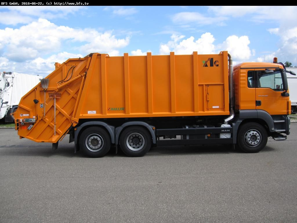 MAN TGS 28.320 6x2-4 BL Sperrmüll Haller M21 x1 C oh - Camion immondizia: foto 3 MAN TGS 28.320 6x2-4 BL Sperrmüll Haller M21 x1 C oh - Camion immondizia: foto 3