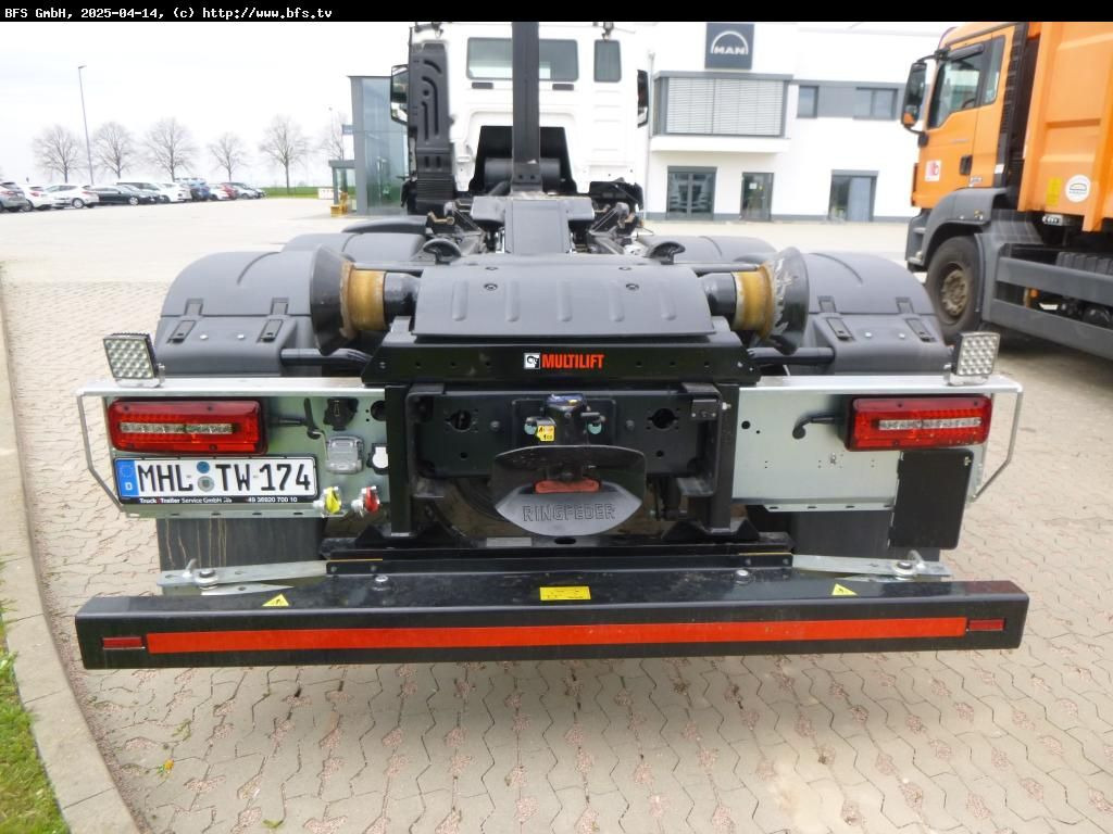 MAN TGS (TG3) 26.520 6x2-4 BL CH HIAB - Autocarro scarrabile: foto 3 MAN TGS (TG3) 26.520 6x2-4 BL CH HIAB - Autocarro scarrabile: foto 3