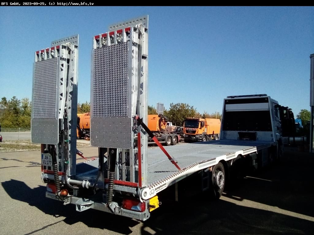 MAN TGS (TG3) 35.430 8x2-6 BL CH Plattform Aufbau mi - Carro attrezzi: foto 3 MAN TGS (TG3) 35.430 8x2-6 BL CH Plattform Aufbau mi - Carro attrezzi: foto 3