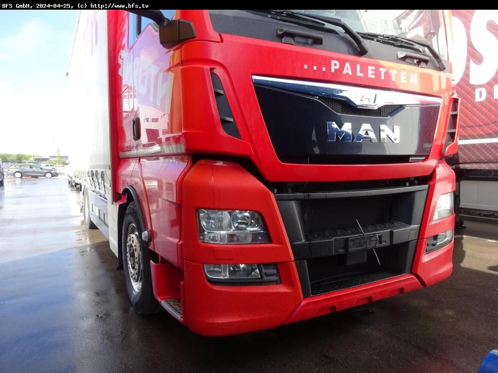 MAN TGX 26.440 6x2-2 LL lenk lift Achse Hub-Dach - Camion centinato: foto 3 MAN TGX 26.440 6x2-2 LL lenk lift Achse Hub-Dach - Camion centinato: foto 3