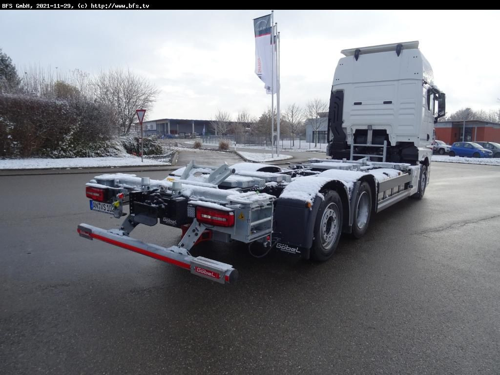 MAN TGX (TG3) 26.510 6x2-4 LL CH Multiwechsler - Autocarro portacontainer/ Caisse interchangeable: foto 2 MAN TGX (TG3) 26.510 6x2-4 LL CH Multiwechsler - Autocarro portacontainer/ Caisse interchangeable: foto 2