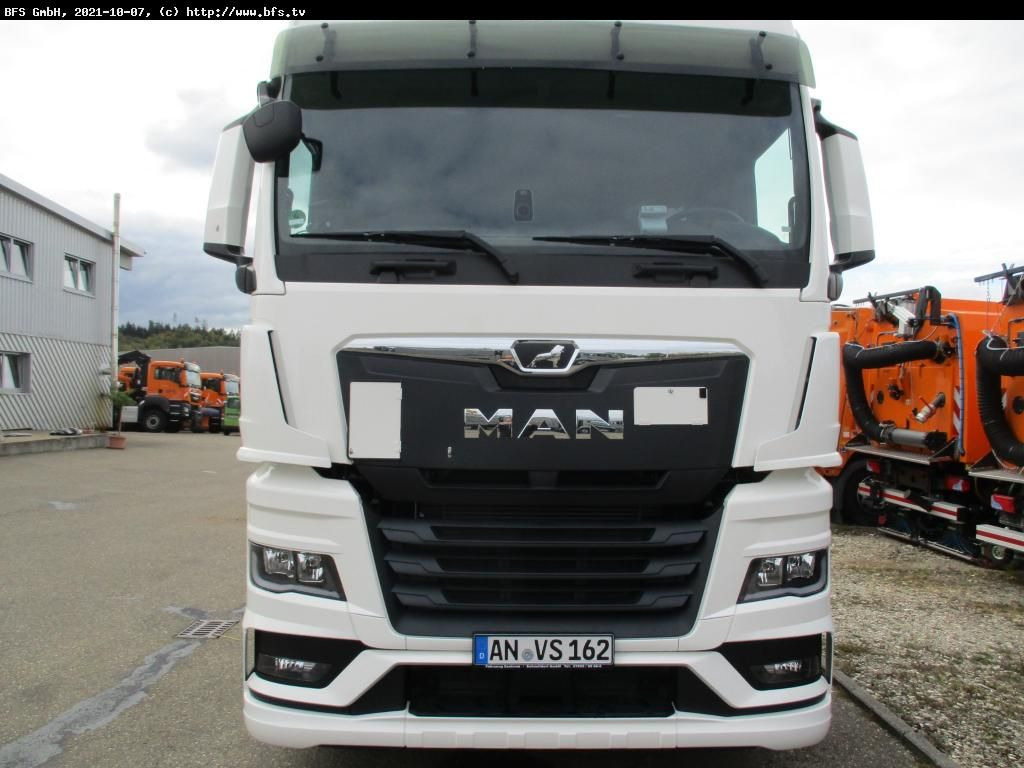 MAN TGX (TG3) 26.510 6x2-4 LL CH Multiwechsler - Autocarro portacontainer/ Caisse interchangeable: foto 2 MAN TGX (TG3) 26.510 6x2-4 LL CH Multiwechsler - Autocarro portacontainer/ Caisse interchangeable: foto 2