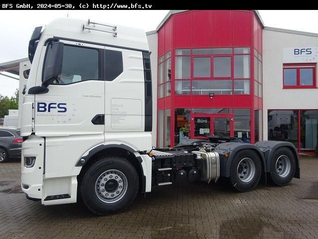 MAN TGX (TG3) 33.520 6x4 BL SA Kipphydraulik 6x4, 70 - Trattore stradale: foto 2 MAN TGX (TG3) 33.520 6x4 BL SA Kipphydraulik 6x4, 70 - Trattore stradale: foto 2