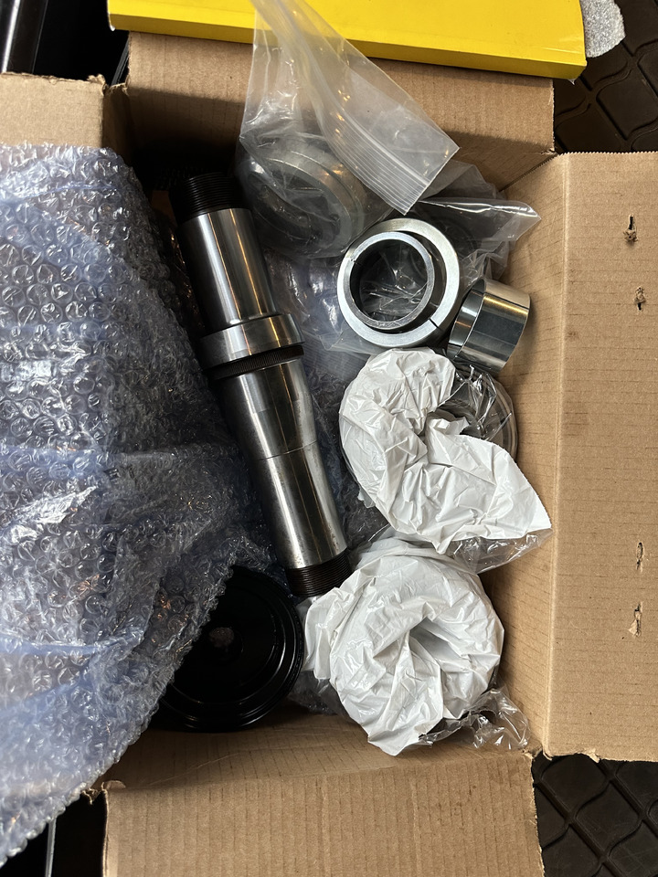 RE584459 John Deere TLS ZESTAW NAPRAWCZY OSI - Ricambi per Trattore: foto 1 RE584459 John Deere TLS ZESTAW NAPRAWCZY OSI - Ricambi per Trattore: foto 1