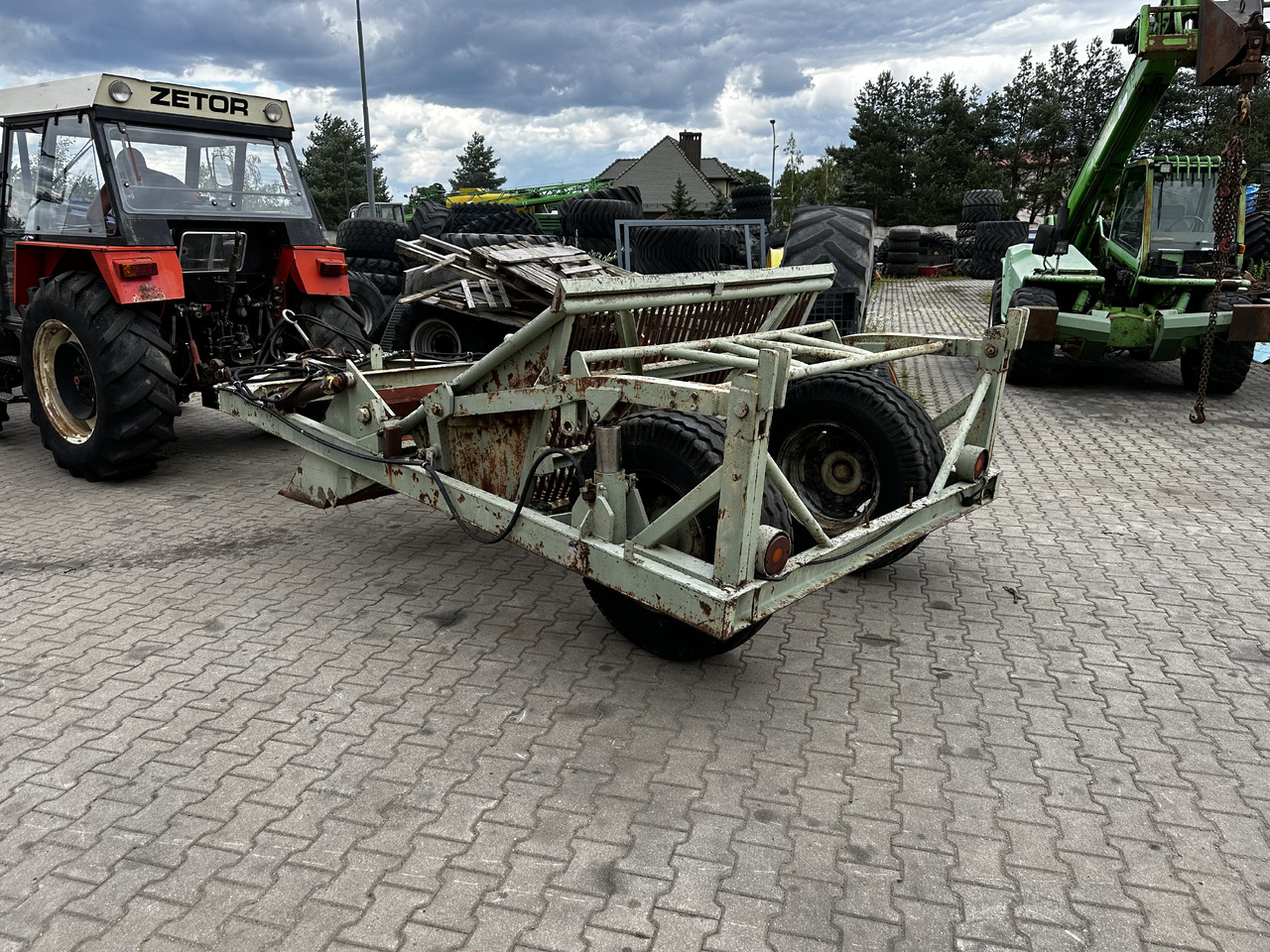 Zbieracz kamieni Fortschritt Steinsammler Steinsammelwagen - Macchina per la lavorazione del terreno: foto 5 Zbieracz kamieni Fortschritt Steinsammler Steinsammelwagen - Macchina per la lavorazione del terreno: foto 5