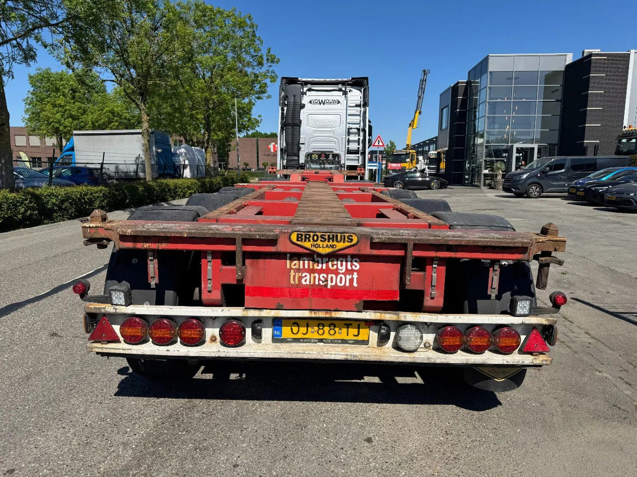 Broshuis 3 UCC-39/45 EU - 3 AXLE SAF + LIFTING AXLE - Semirimorchio portacontainer/ Caisse interchangeable: foto 3 Broshuis 3 UCC-39/45 EU - 3 AXLE SAF + LIFTING AXLE - Semirimorchio portacontainer/ Caisse interchangeable: foto 3