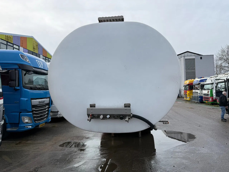 Burg O-3-45T, 2 AXEL STEERING,34000 LITER - Semirimorchio cisterna: foto 2 Burg O-3-45T, 2 AXEL STEERING,34000 LITER - Semirimorchio cisterna: foto 2