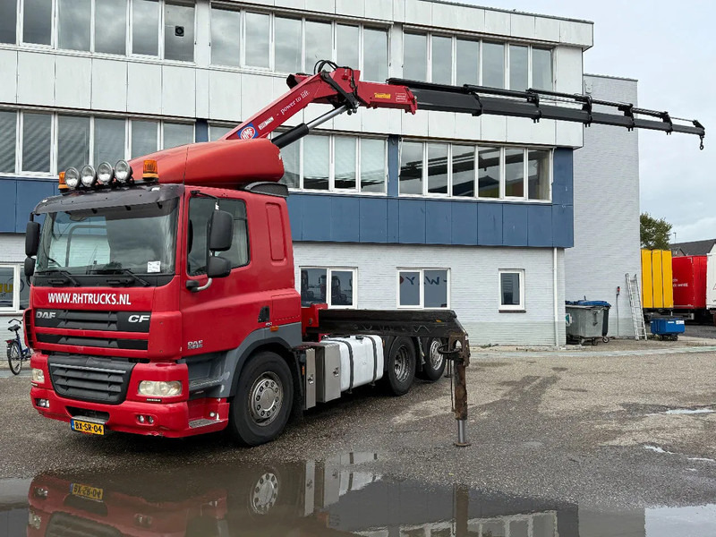 DAF CF 85.410 6X2 EURO 5 + HMF 3000K6 + REMOTE CONTROL - Camion con gru: foto 1 DAF CF 85.410 6X2 EURO 5 + HMF 3000K6 + REMOTE CONTROL - Camion con gru: foto 1