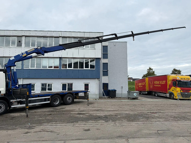 DAF CF 85.410 6X2 EURO 5 + HMF 37 TON/M + REMOTE CONTROL - Camion con gru: foto 4 DAF CF 85.410 6X2 EURO 5 + HMF 37 TON/M + REMOTE CONTROL - Camion con gru: foto 4