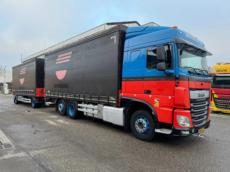 DAF XF 440 6X2 EURO 6 + HERTOGHS HANGER 2X BPW AXLE DHOLLANDIA 3000 KG - Camion centinato: foto 3 DAF XF 440 6X2 EURO 6 + HERTOGHS HANGER 2X BPW AXLE DHOLLANDIA 3000 KG - Camion centinato: foto 3
