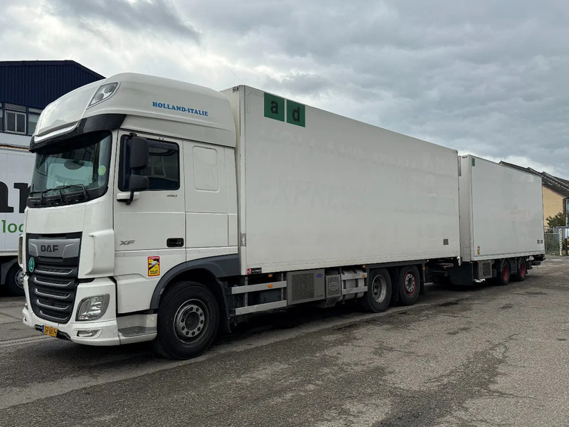 DAF XF 480 6X2 + 2 AXLE HANGER + TRS COOLING + DHOLLANDIA LIFT (2x) - Autocarro frigorifero: foto 1 DAF XF 480 6X2 + 2 AXLE HANGER + TRS COOLING + DHOLLANDIA LIFT (2x) - Autocarro frigorifero: foto 1