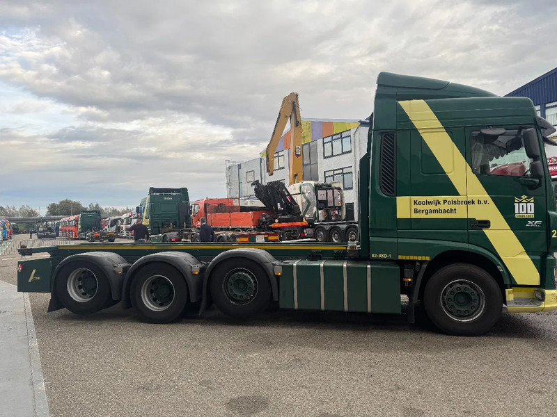 DAF XF 510 8X2 EURO 6 RETARDER TÜV TILL 08-2026 - Autocarro portacontainer/ Caisse interchangeable: foto 4 DAF XF 510 8X2 EURO 6 RETARDER TÜV TILL 08-2026 - Autocarro portacontainer/ Caisse interchangeable: foto 4