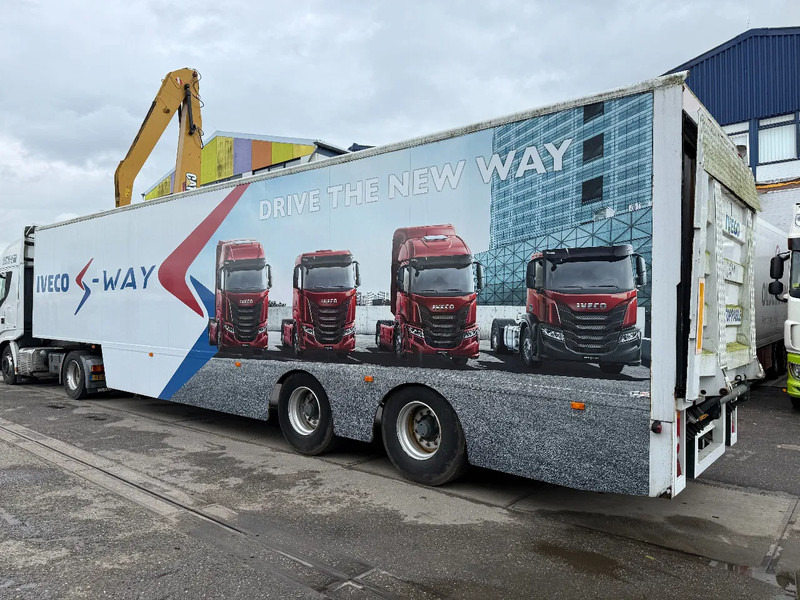 Fruehauf 2 AXLE + ZEPRO LOADLIFT (BUT DEFECT) - Semirimorchio furgonato: foto 5 Fruehauf 2 AXLE + ZEPRO LOADLIFT (BUT DEFECT) - Semirimorchio furgonato: foto 5