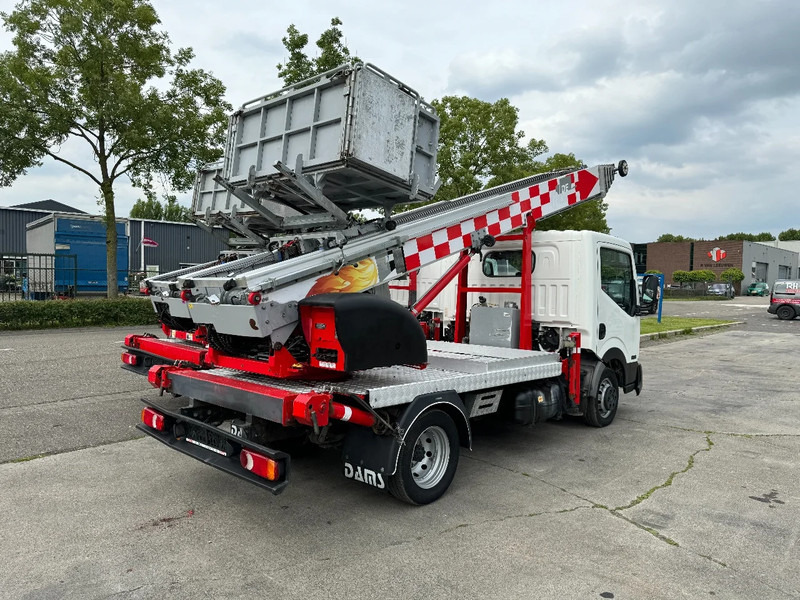 Nissan 3X UNIT CABSTAR 35.13 + LIFT 25 METER + REMOTE CONTROL EURO 6 - Furgone: foto 3 Nissan 3X UNIT CABSTAR 35.13 + LIFT 25 METER + REMOTE CONTROL EURO 6 - Furgone: foto 3