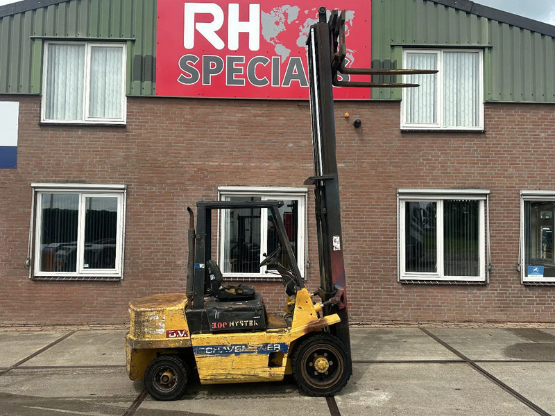 Hyster H3.00XL - 3 TONS - Carrello elevatore diesel: foto 1 Hyster H3.00XL - 3 TONS - Carrello elevatore diesel: foto 1