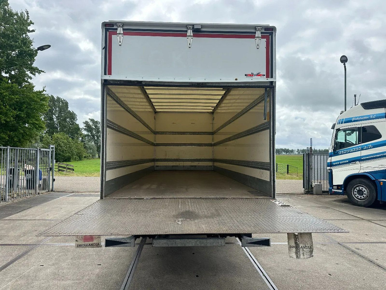 Iveco ML 150 -220, DHOLLANDIA LIFT, BOX 760X250X250 CM - Autocarro furgonato: foto 5 Iveco ML 150 -220, DHOLLANDIA LIFT, BOX 760X250X250 CM - Autocarro furgonato: foto 5