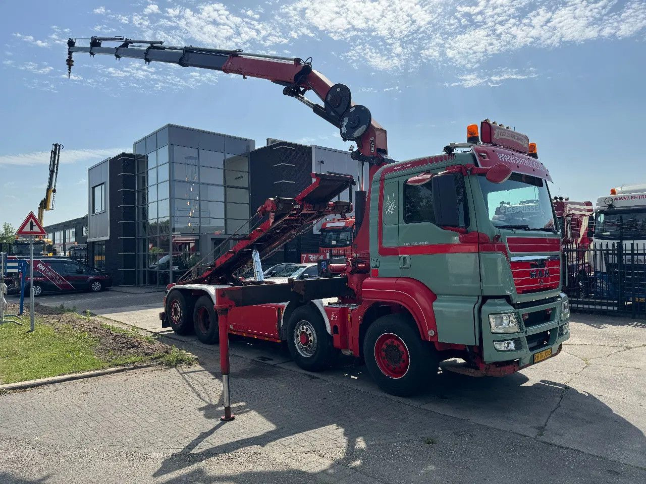 MAN TGS 35.480 8X4 HMF 2420 K5 + HMF ABLE + REMOTE C - Autocarro scarrabile, Camion con gru: foto 1 MAN TGS 35.480 8X4 HMF 2420 K5 + HMF ABLE + REMOTE C - Autocarro scarrabile, Camion con gru: foto 1