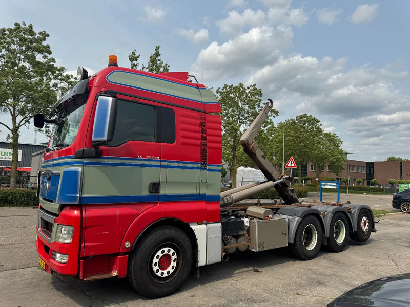 MAN TGX 35.540 - 8X4 - EURO 5 + AJK HOOK + LIFT/STEERING AXLE - Autocarro scarrabile: foto 1 MAN TGX 35.540 - 8X4 - EURO 5 + AJK HOOK + LIFT/STEERING AXLE - Autocarro scarrabile: foto 1