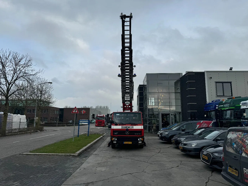 Mercedes-Benz 1120 OF MAGIRUS 24 METER + KORF + SLANGS - Autopompa: foto 2 Mercedes-Benz 1120 OF MAGIRUS 24 METER + KORF + SLANGS - Autopompa: foto 2