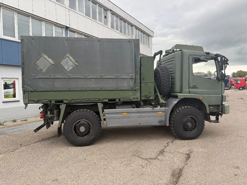 Mercedes-Benz ATEGO 1018 A 4X4 ONLY 63965 KM - Camion centinato: foto 5 Mercedes-Benz ATEGO 1018 A 4X4 ONLY 63965 KM - Camion centinato: foto 5