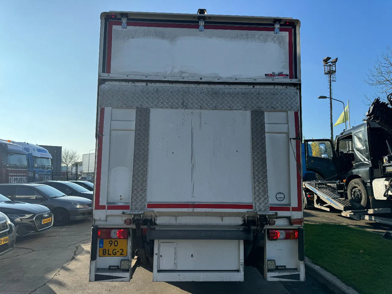 Mercedes-Benz Antos 1924 - 4X2 - EURO 6 + DHOLLANDIA LIFT + ONLY 490.406 KM - Autocarro furgonato: foto 5 Mercedes-Benz Antos 1924 - 4X2 - EURO 6 + DHOLLANDIA LIFT + ONLY 490.406 KM - Autocarro furgonato: foto 5
