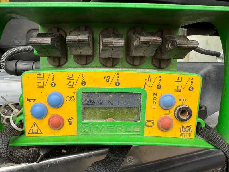 Merlo ROTO40.26MCSS, AFSTANDBEDIENING,MANBAK PALLETVORKEN HIJS JIB EN LIER - Sollevatore telescopico: foto 5 Merlo ROTO40.26MCSS, AFSTANDBEDIENING,MANBAK PALLETVORKEN HIJS JIB EN LIER - Sollevatore telescopico: foto 5