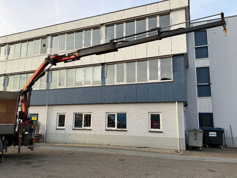 Scania G370 4X4 EURO 6 + 3-SIDE TIPPER + PALFINGER PK9002 + REMOTE - Camion con gru: foto 4 Scania G370 4X4 EURO 6 + 3-SIDE TIPPER + PALFINGER PK9002 + REMOTE - Camion con gru: foto 4