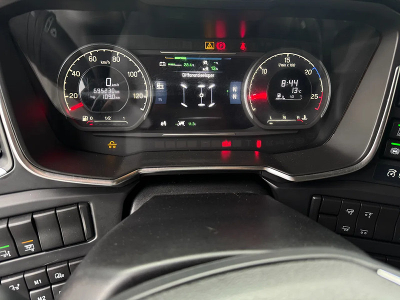 Leasing di Scania P450 6X2 EURO 6 NGS 2500 KG ZEPRO LOAD LIFT Scania P450 6X2 EURO 6 NGS 2500 KG ZEPRO LOAD LIFT: foto 17 Leasing di Scania P450 6X2 EURO 6 NGS 2500 KG ZEPRO LOAD LIFT Scania P450 6X2 EURO 6 NGS 2500 KG ZEPRO LOAD LIFT: foto 17