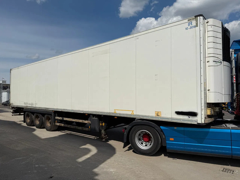 Schmitz Cargobull Schmitz Cargobull PRICES FROM €6950 TO €8950,- 40 X CARRIER 1850 MT D/E SAF AXELS - Semirimorchio frigorifero: foto 2 Schmitz Cargobull Schmitz Cargobull PRICES FROM €6950 TO €8950,- 40 X CARRIER 1850 MT D/E SAF AXELS - Semirimorchio frigorifero: foto 2