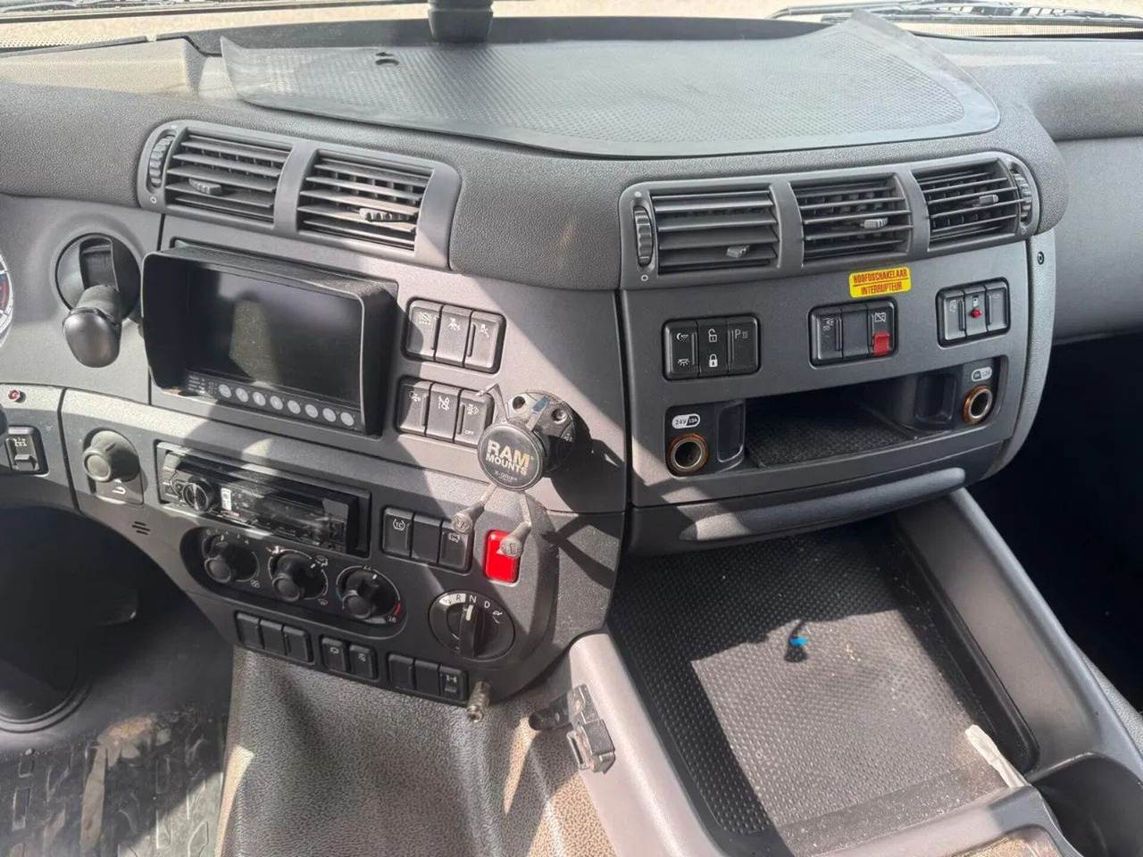 Trattore stradale DAF CF 440 4X2 - EURO 6 + TÜV 12-2025: foto 12
