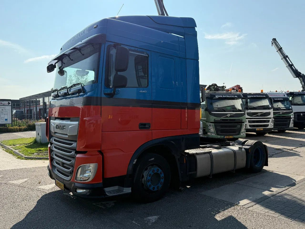 DAF XF 440 4X2 ENGINE RUNNING BUT TICKING! - Trattore stradale: foto 2 DAF XF 440 4X2 ENGINE RUNNING BUT TICKING! - Trattore stradale: foto 2