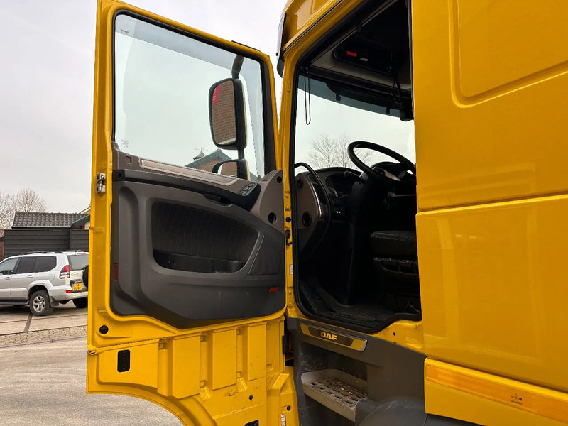 Trattore stradale DAF XF 530 140 TON 8X4 INTARDER 324343 KM: foto 19 Trattore stradale DAF XF 530 140 TON 8X4 INTARDER 324343 KM: foto 19