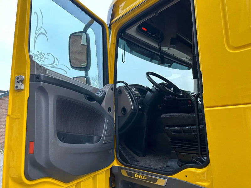 Trattore stradale DAF XF 530 8X4 140 TON 384000 KM: foto 17