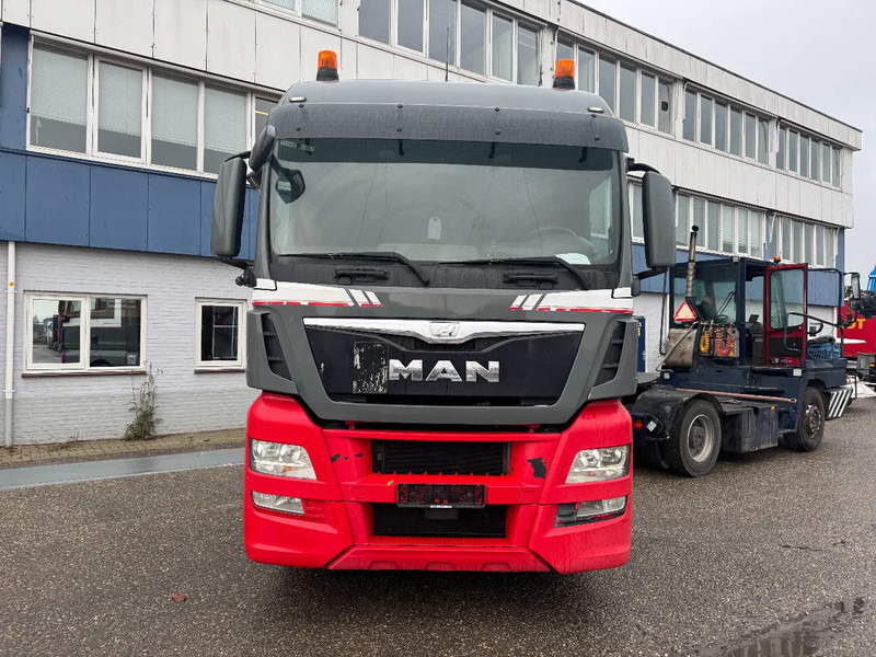 MAN TGX 18.440 4X2 EURO 6 DOUBLE TANK - Trattore stradale: foto 2 MAN TGX 18.440 4X2 EURO 6 DOUBLE TANK - Trattore stradale: foto 2