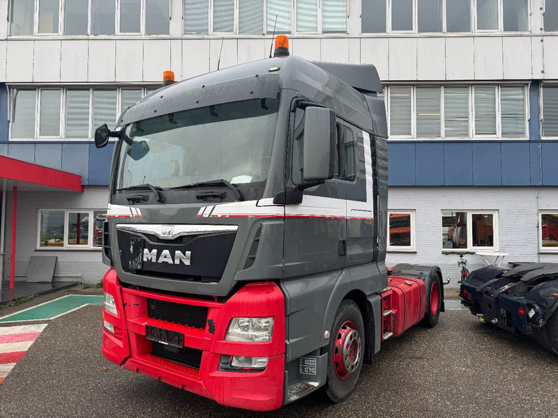 MAN TGX 18.440 4X2 EURO 6 DOUBLE TANK - Trattore stradale: foto 1 MAN TGX 18.440 4X2 EURO 6 DOUBLE TANK - Trattore stradale: foto 1