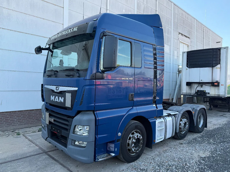 MAN TGX 26.460 6X2 SPOILERS, AUTOMATIC 547667 KM - Trattore stradale: foto 1 MAN TGX 26.460 6X2 SPOILERS, AUTOMATIC 547667 KM - Trattore stradale: foto 1