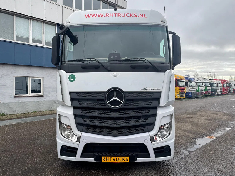 Mercedes-Benz Actros 1842 4X2 EURO 6 MEGA DOUBLE TANK - Trattore stradale: foto 2 Mercedes-Benz Actros 1842 4X2 EURO 6 MEGA DOUBLE TANK - Trattore stradale: foto 2