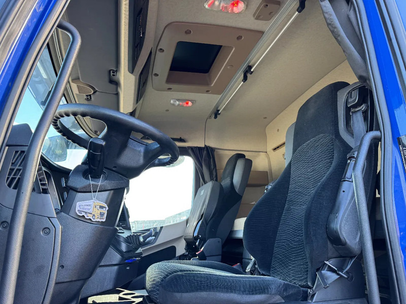 Leasing di Mercedes-Benz Actros 1936 4X2 - EURO 6 SPOILERS Mercedes-Benz Actros 1936 4X2 - EURO 6 SPOILERS: foto 9