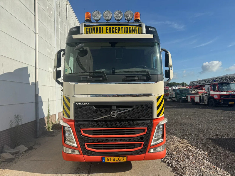 Volvo FH 13.540 8X4, 150 TON, INTARDER, 566862 KM - Trattore stradale: foto 2 Volvo FH 13.540 8X4, 150 TON, INTARDER, 566862 KM - Trattore stradale: foto 2