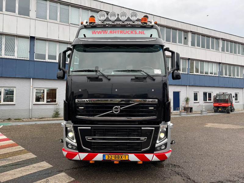 Volvo FH 16.750 8X4 - 160 TON + RETARDER - Trattore stradale: foto 2 Volvo FH 16.750 8X4 - 160 TON + RETARDER - Trattore stradale: foto 2