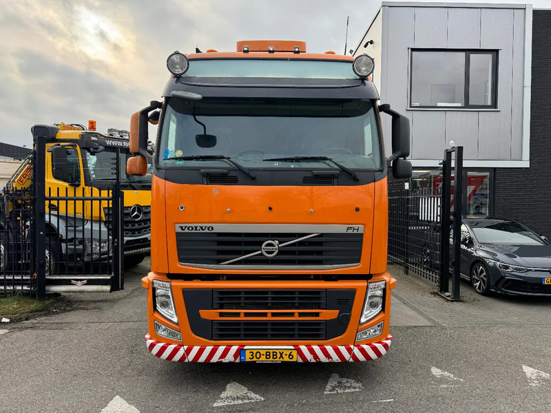 Volvo FH 500 8X2 - EURO 5 + LIFT/STEERING AXLE - Trattore stradale: foto 2 Volvo FH 500 8X2 - EURO 5 + LIFT/STEERING AXLE - Trattore stradale: foto 2