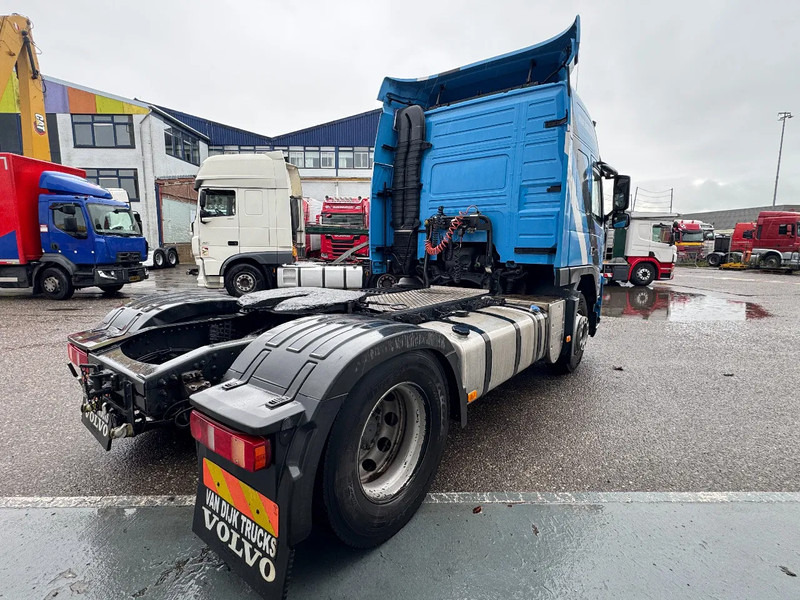 Volvo FM 330 4X2 EURO 5 ONLY 519.822 KM SPOILERS HOLLAND TRUCK - Trattore stradale: foto 4 Volvo FM 330 4X2 EURO 5 ONLY 519.822 KM SPOILERS HOLLAND TRUCK - Trattore stradale: foto 4