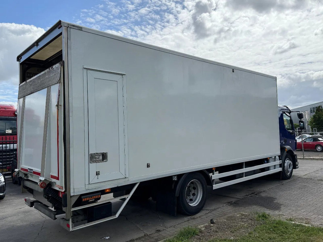 Volvo FL 250 18 TON - ONLY 169.291 KM + DHOLLANDIA LIF - Autocarro furgonato: foto 4 Volvo FL 250 18 TON - ONLY 169.291 KM + DHOLLANDIA LIF - Autocarro furgonato: foto 4