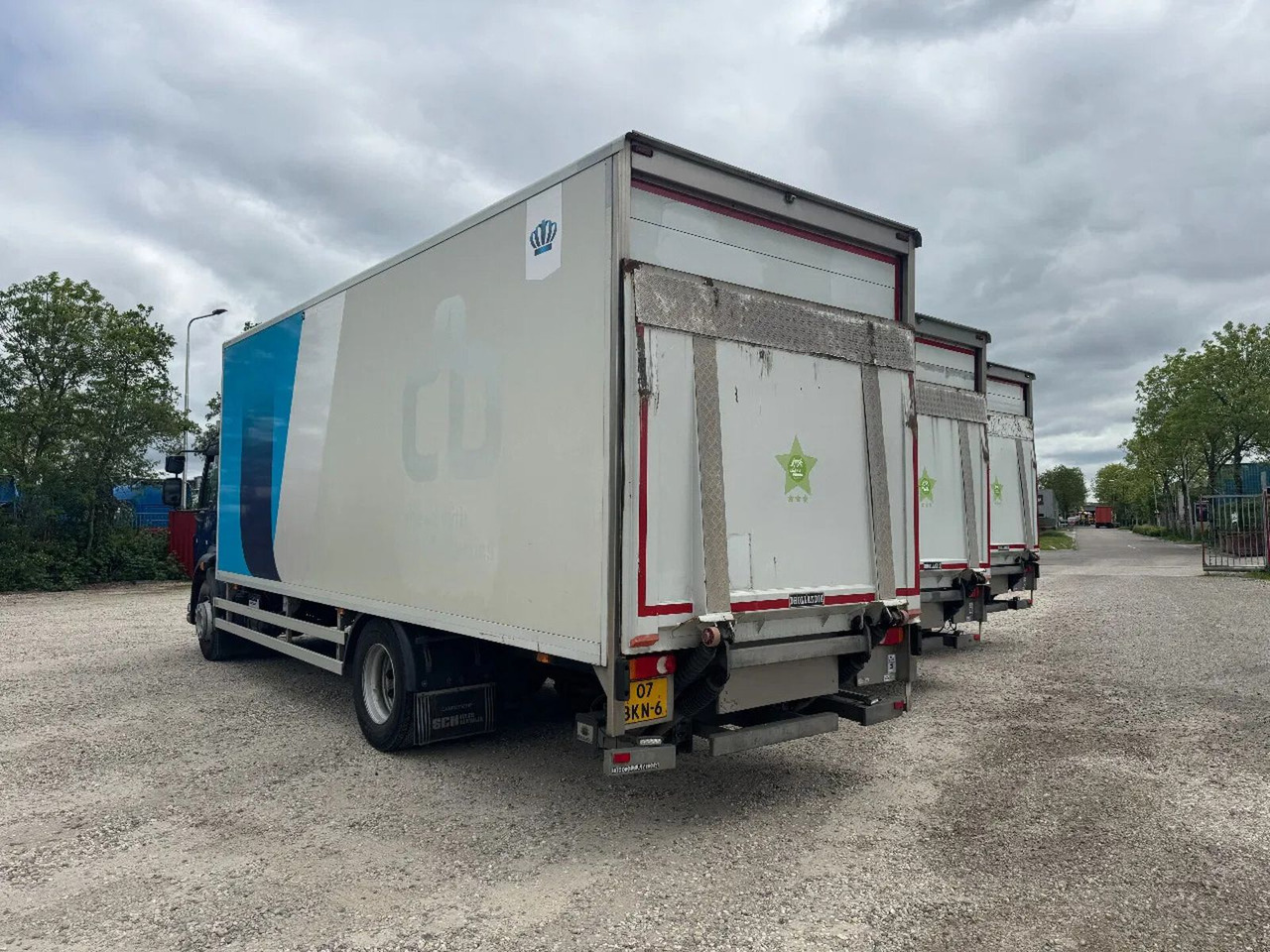 Volvo FL 250 4X2 EURO 6 CARGO LOCK + DHOLLANDIA LIFT T - Autocarro furgonato: foto 2 Volvo FL 250 4X2 EURO 6 CARGO LOCK + DHOLLANDIA LIFT T - Autocarro furgonato: foto 2