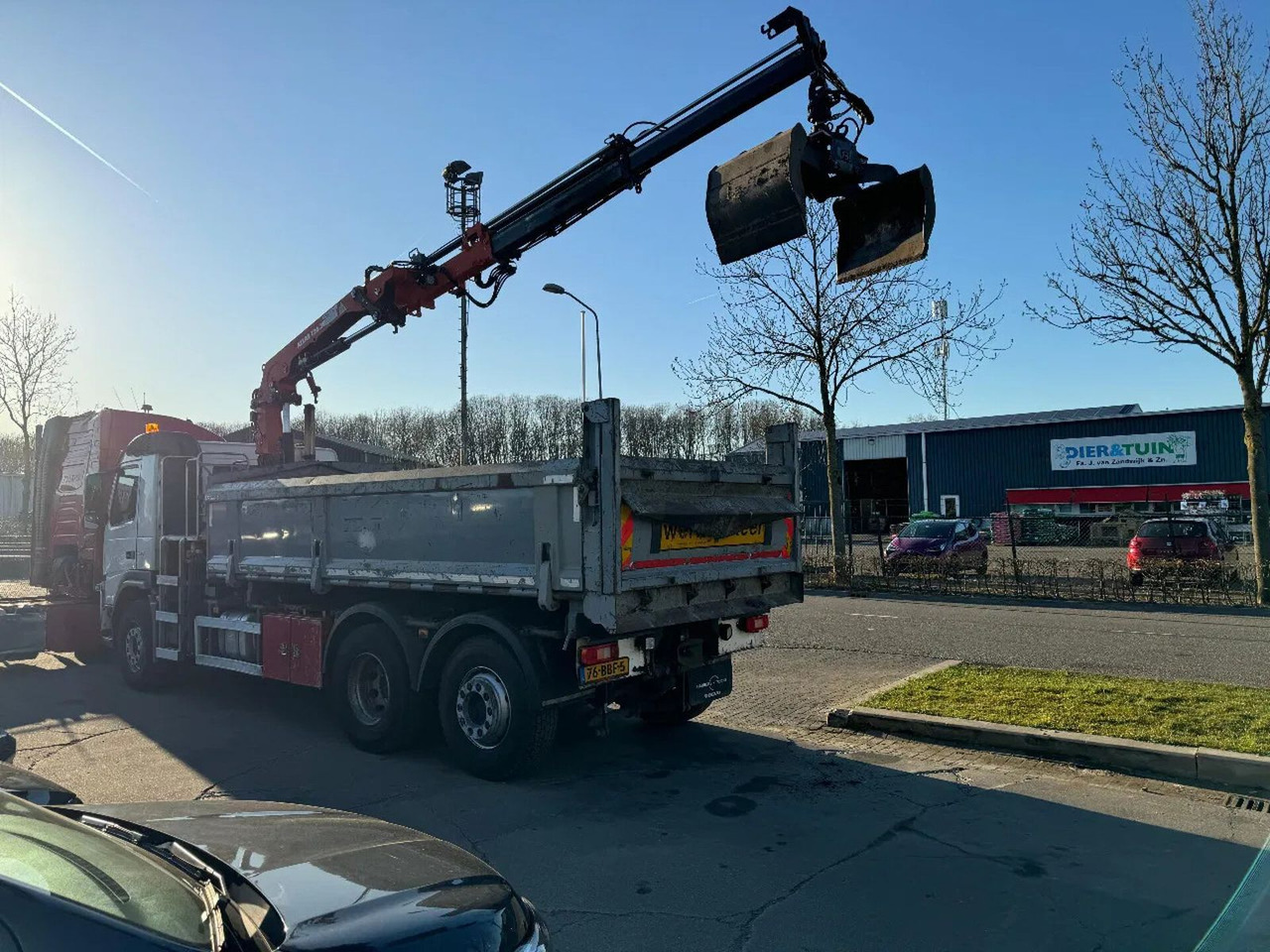 Volvo FM 330 6X2 - EURO 5 + ATLAS 126.3E A2 + REMOTE + - Autocarro ribaltabile, Camion con gru: foto 4 Volvo FM 330 6X2 - EURO 5 + ATLAS 126.3E A2 + REMOTE + - Autocarro ribaltabile, Camion con gru: foto 4